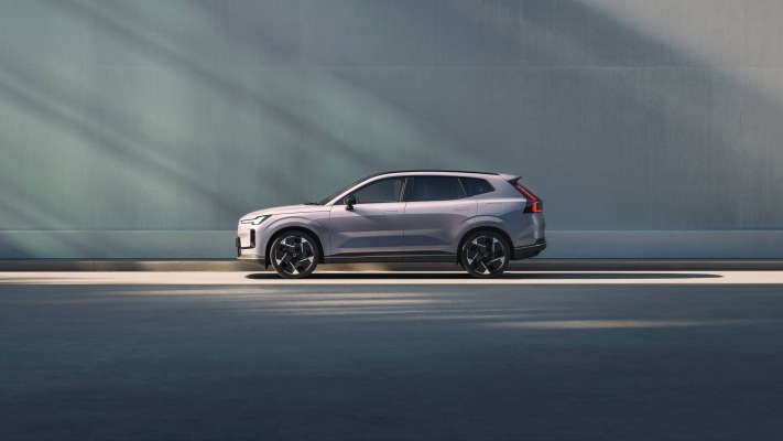 Volvo XC70 China Version 2026. Desktop wallpaper