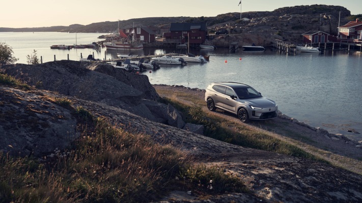 Volvo XC70 China Version 2026. Desktop wallpaper