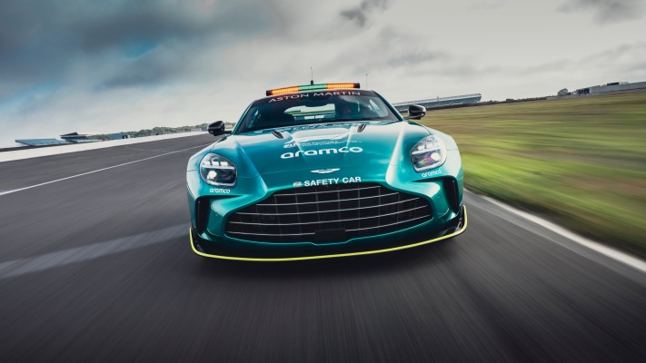 Aston Martin Vantage S F1 Safety Car 2025. Desktop wallpaper