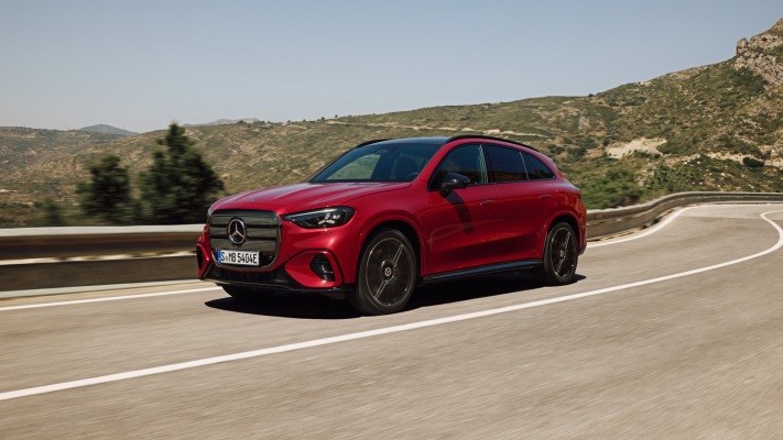 Mercedes-Benz GLC EQ Manufaktur 2026. Desktop wallpaper