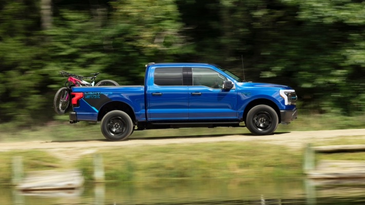 Ford F-150 Lightning STX 2026. Desktop wallpaper