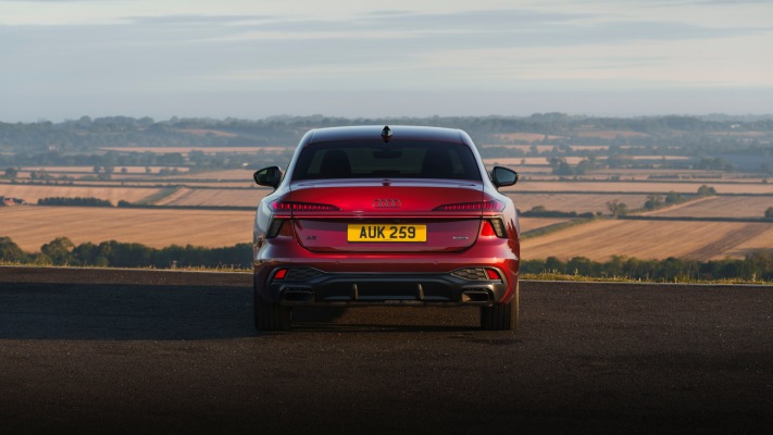 Audi A6 Launch Edition e-hybrid quattro UK Version 2026. Desktop wallpaper