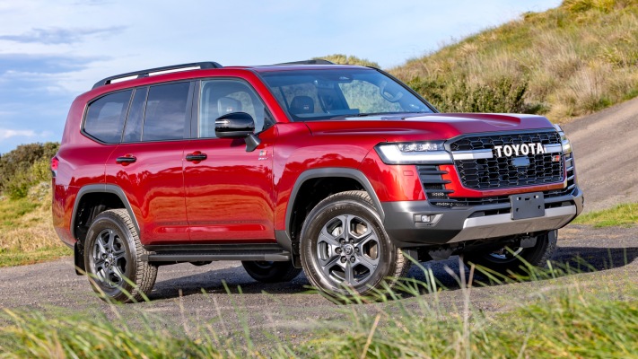 Toyota Land Cruiser Performance Hybrid AUS Version 2026. Desktop wallpaper