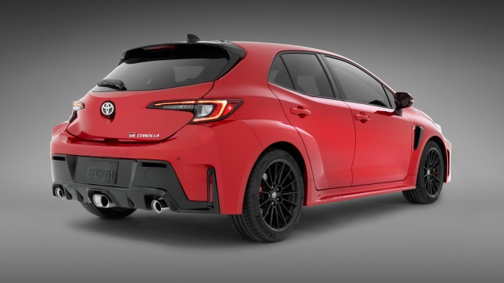 Toyota GR Corolla Premium Plus 2026. Desktop wallpaper