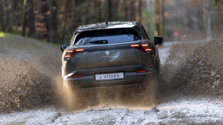 Suzuki e Vitara ICHI Edition 2025. Desktop wallpaper