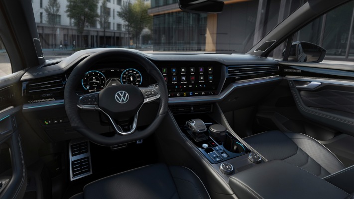 Volkswagen Touareg Final Edition 2026. Desktop wallpaper