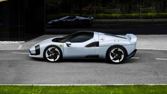 Ferrari SC40 2025. Desktop wallpaper