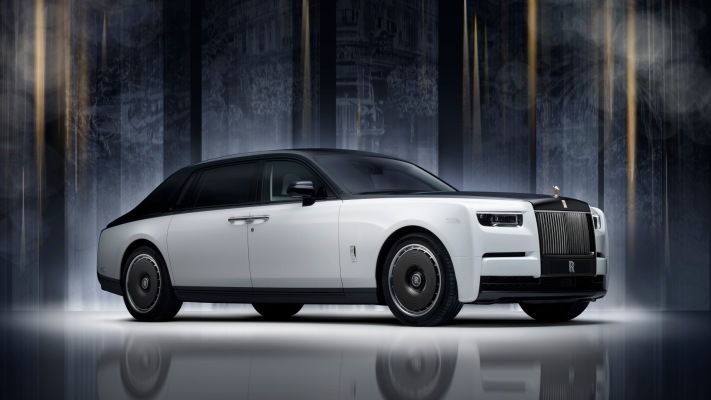 Rolls-Royce Phantom Centenary Private Collection 2026. Desktop wallpaper