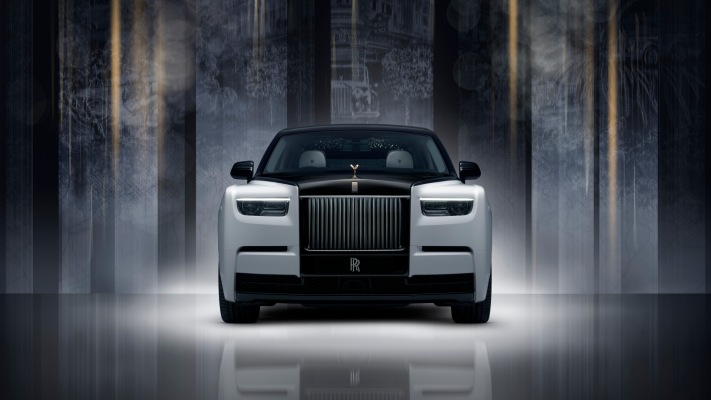 Rolls-Royce Phantom Centenary Private Collection 2026. Desktop wallpaper
