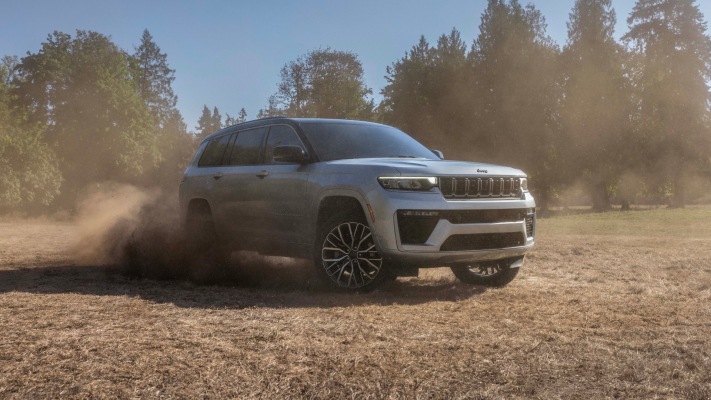 Jeep Grand Cherokee L 2026. Desktop wallpaper