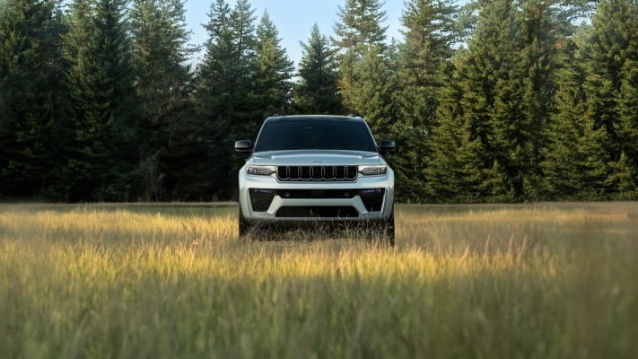 Jeep Grand Cherokee L 2026. Desktop wallpaper