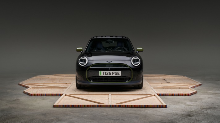MINI Cooper SE Paul Smith Edition 2026. Desktop wallpaper