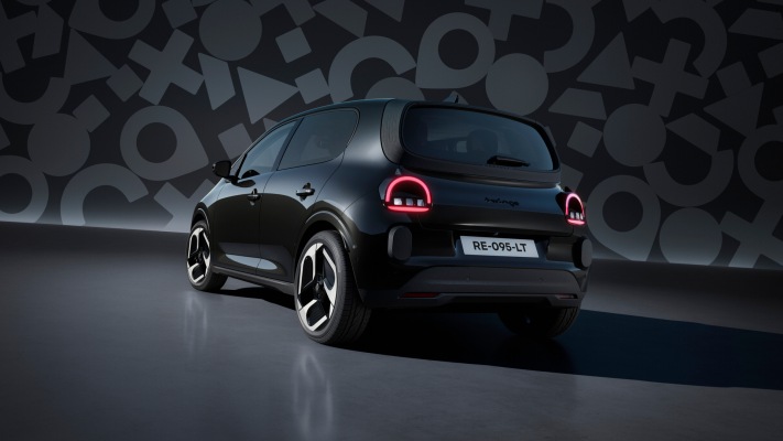 Renault Twingo E-Tech 2026. Desktop wallpaper