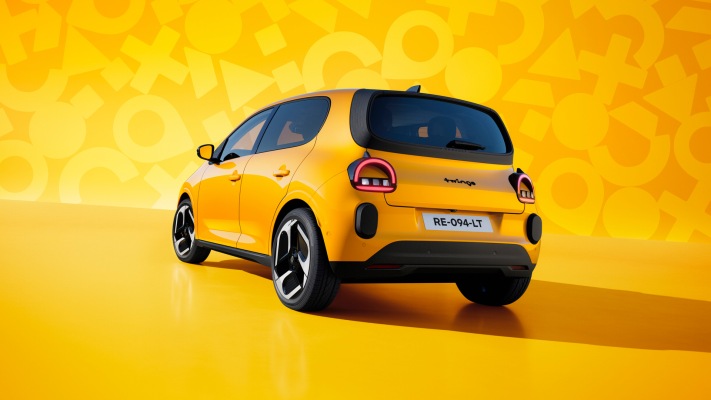 Renault Twingo E-Tech 2026. Desktop wallpaper