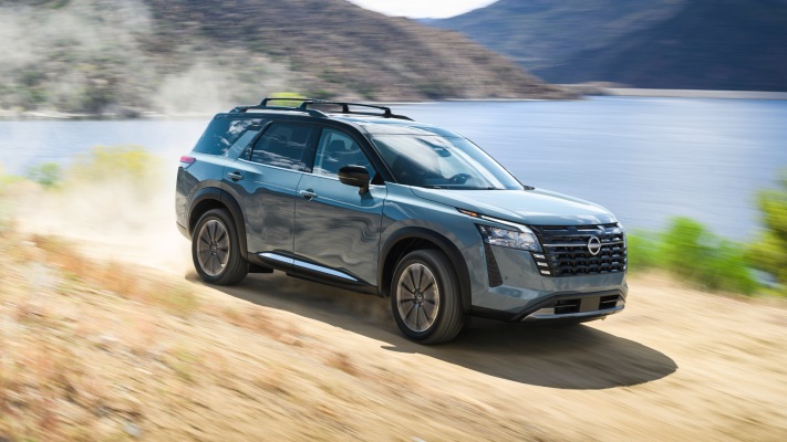 Nissan Pathfinder 2026. Desktop wallpaper