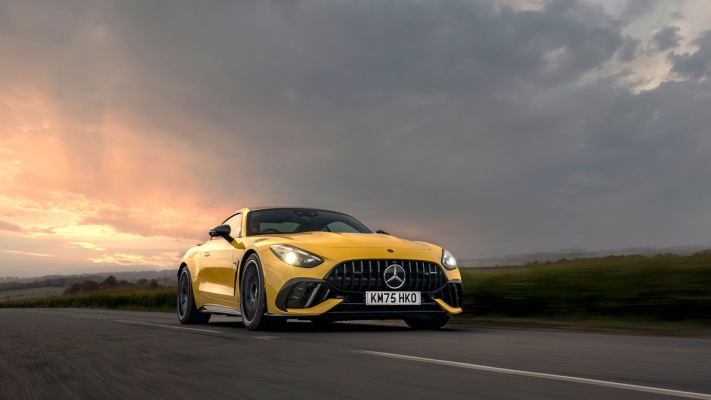 Mercedes-AMG GT 63 Pro 4MATIC+ UK Version 2025. Desktop wallpaper