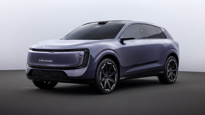 Audi E SUV Concept 2025. Desktop wallpaper