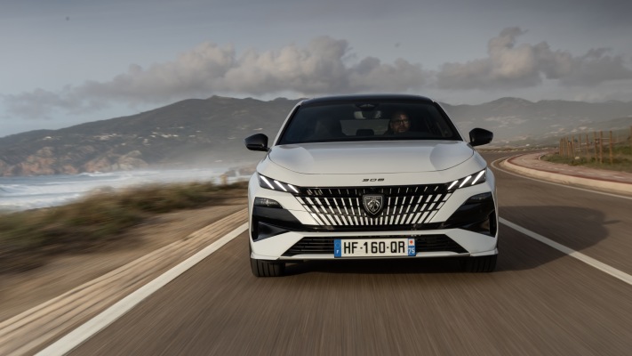 Peugeot 308 Hybrid GT 2026. Desktop wallpaper