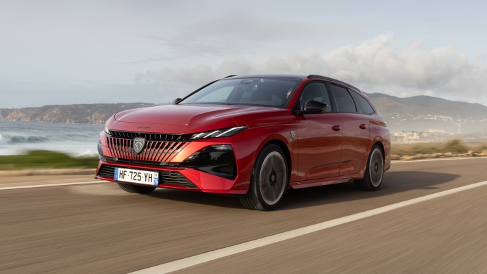 Peugeot 308 SW Plug-In Hybrid 2026. Desktop wallpaper