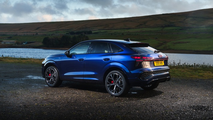 Audi Q3 Sportback e-hybrid UK Version 2026. Desktop wallpaper