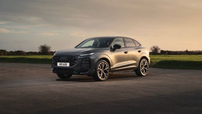 Audi Q3 Sportback UK Version 2026. Desktop wallpaper