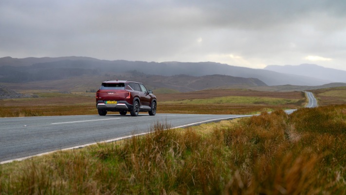 Kia EV5 Air UK Version 2026. Desktop wallpaper