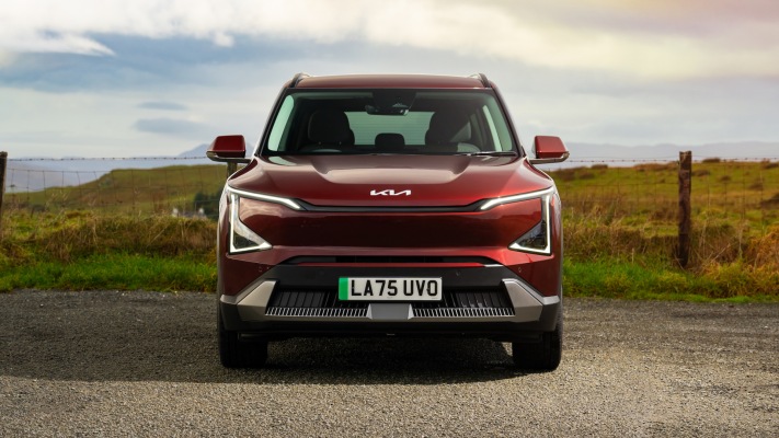 Kia EV5 Air UK Version 2026. Desktop wallpaper