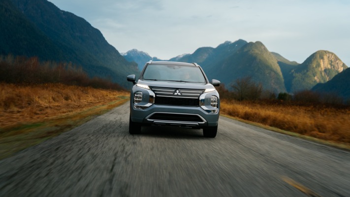 Mitsubishi Outlander PHEV CDN Version 2026. Desktop wallpaper