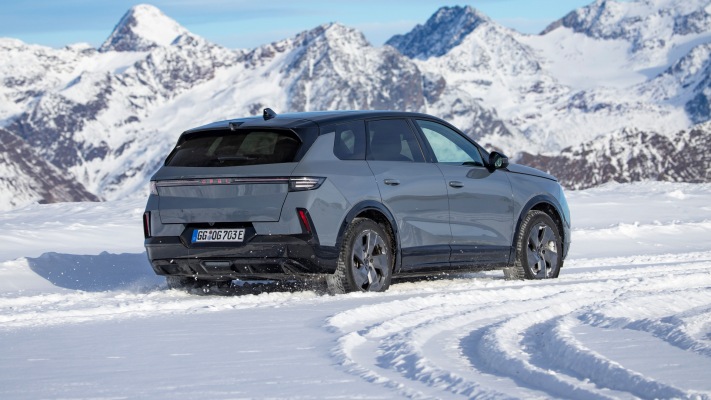 Opel Grandland Electric AWD 2026. Desktop wallpaper