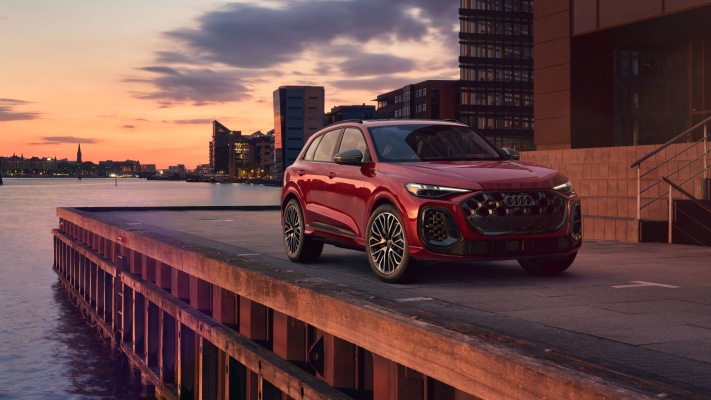 Audi SQ5 USA Version 2026. Desktop wallpaper