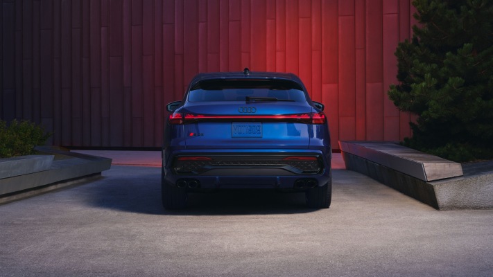 Audi SQ5 Sportback USA Version 2026. Desktop wallpaper