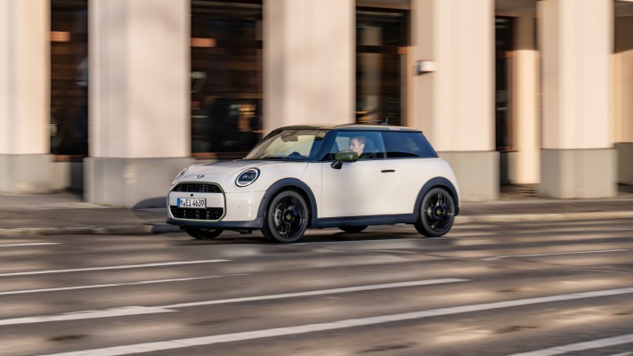 MINI Cooper S Paul Smith Edition 2026. Desktop wallpaper