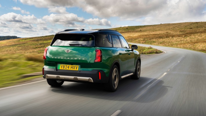 MINI Countryman E UK Version 2026. Desktop wallpaper