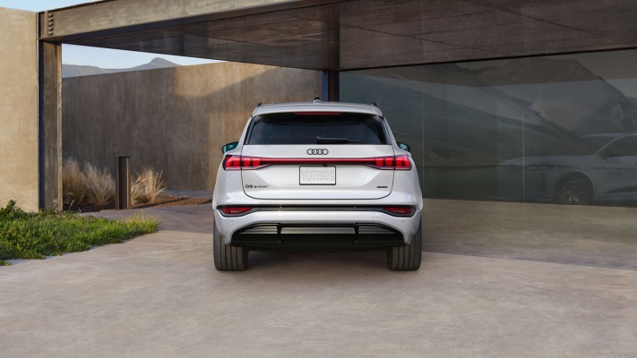 Audi Q6 e-tron USA Version 2027. Desktop wallpaper