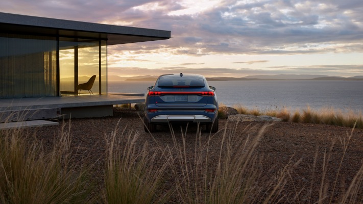 Audi SQ6 Sportback e-tron USA Version 2027. Desktop wallpaper