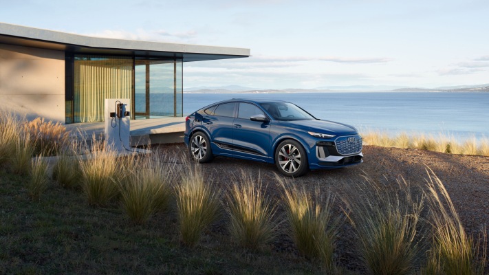 Audi SQ6 Sportback e-tron USA Version 2027. Desktop wallpaper