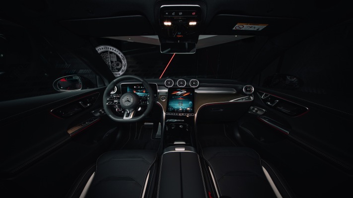 Mercedes-AMG GLC 53 4MATIC+ Coupé 2027. Desktop wallpaper