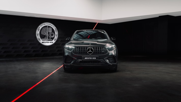 Mercedes-AMG GLC 53 4MATIC+ Coupé 2027. Desktop wallpaper