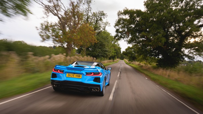 Chevrolet Corvette Stingray Convertible UK Version 2026. Desktop wallpaper