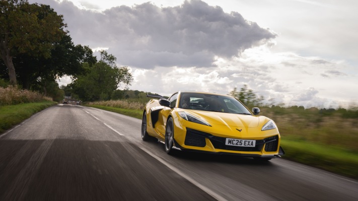 Chevrolet Corvette Z06 UK Version 2026. Desktop wallpaper