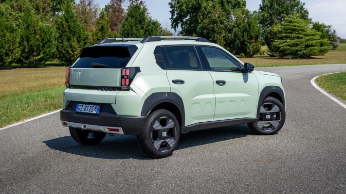 Fiat Grande Panda Benzina 2026. Desktop wallpaper