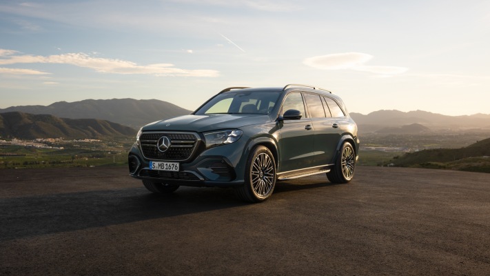Mercedes-Benz GLS 2027. Desktop wallpaper