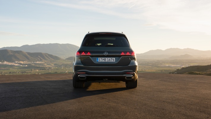 Mercedes-Benz GLS 2027. Desktop wallpaper