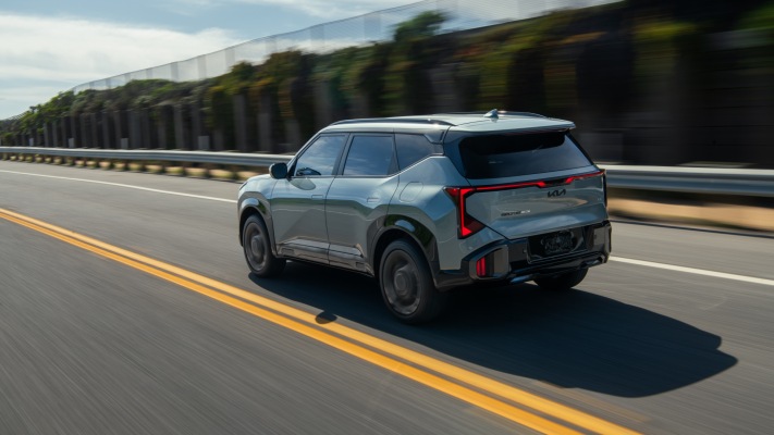 Kia Seltos HEV X-Line USA Version 2026. Desktop wallpaper