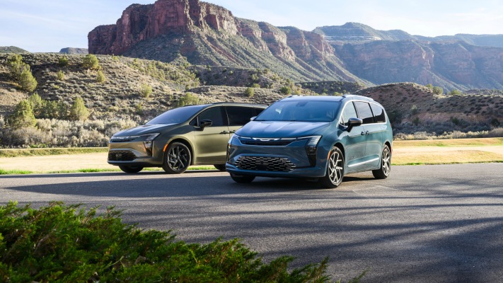 Chrysler Pacifica Pinnacle 2027. Desktop wallpaper