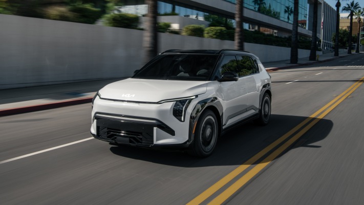 Kia EV3 GT-Line USA Version 2027. Desktop wallpaper