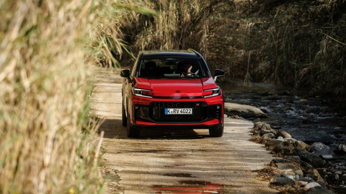 Toyota RAV4 PHEV GR Sport 2026. Desktop wallpaper