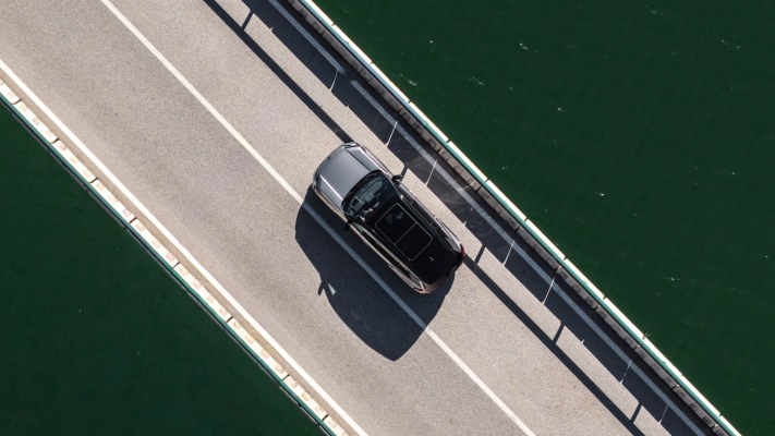 Toyota RAV4 PHEV Avantgarde 2026. Desktop wallpaper