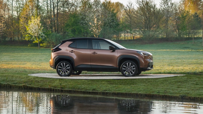 Toyota Yaris Cross 2027. Desktop wallpaper