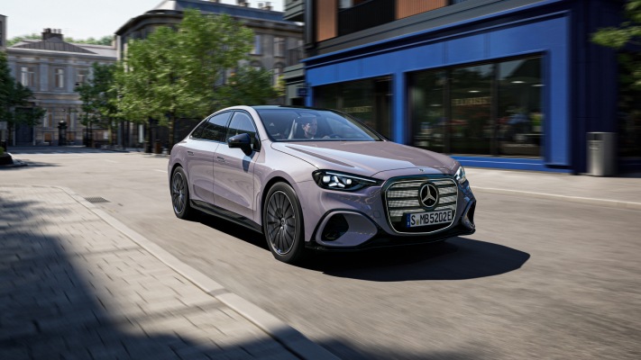 Mercedes-Benz C-Class EV 2027. Desktop wallpaper